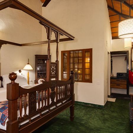 Cranganor History Cafe & Riverside Chateau North Paravur Exterior photo