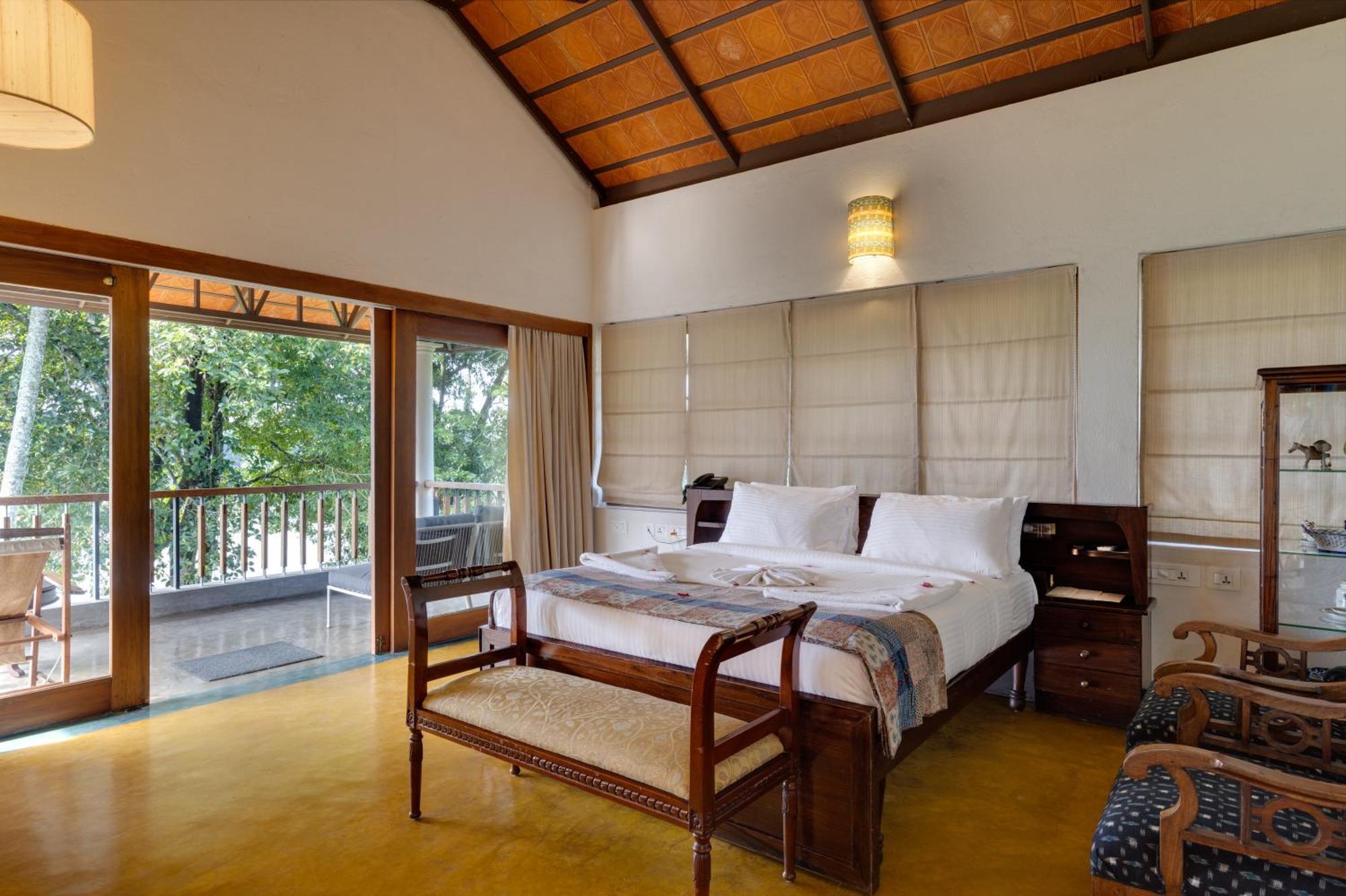 Cranganor History Cafe & Riverside Chateau North Paravur Exterior photo