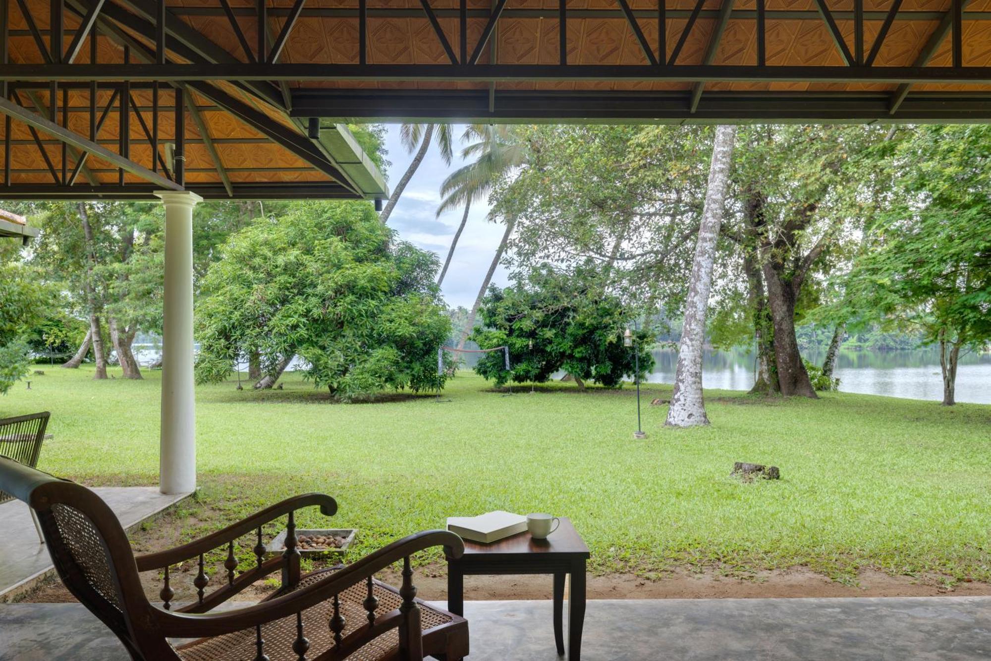 Cranganor History Cafe & Riverside Chateau North Paravur Exterior photo